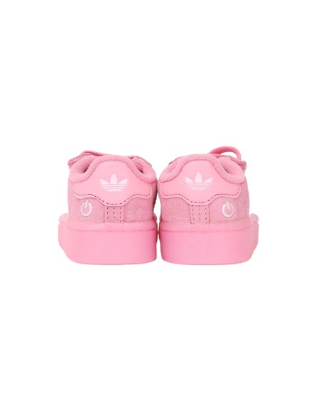 Campus rosa con luci a led